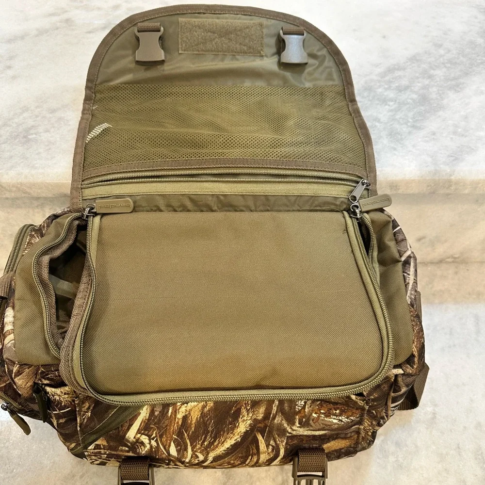 Air Blind Bag | Hunter’s Choice Bag with Strap and multiple compartments.